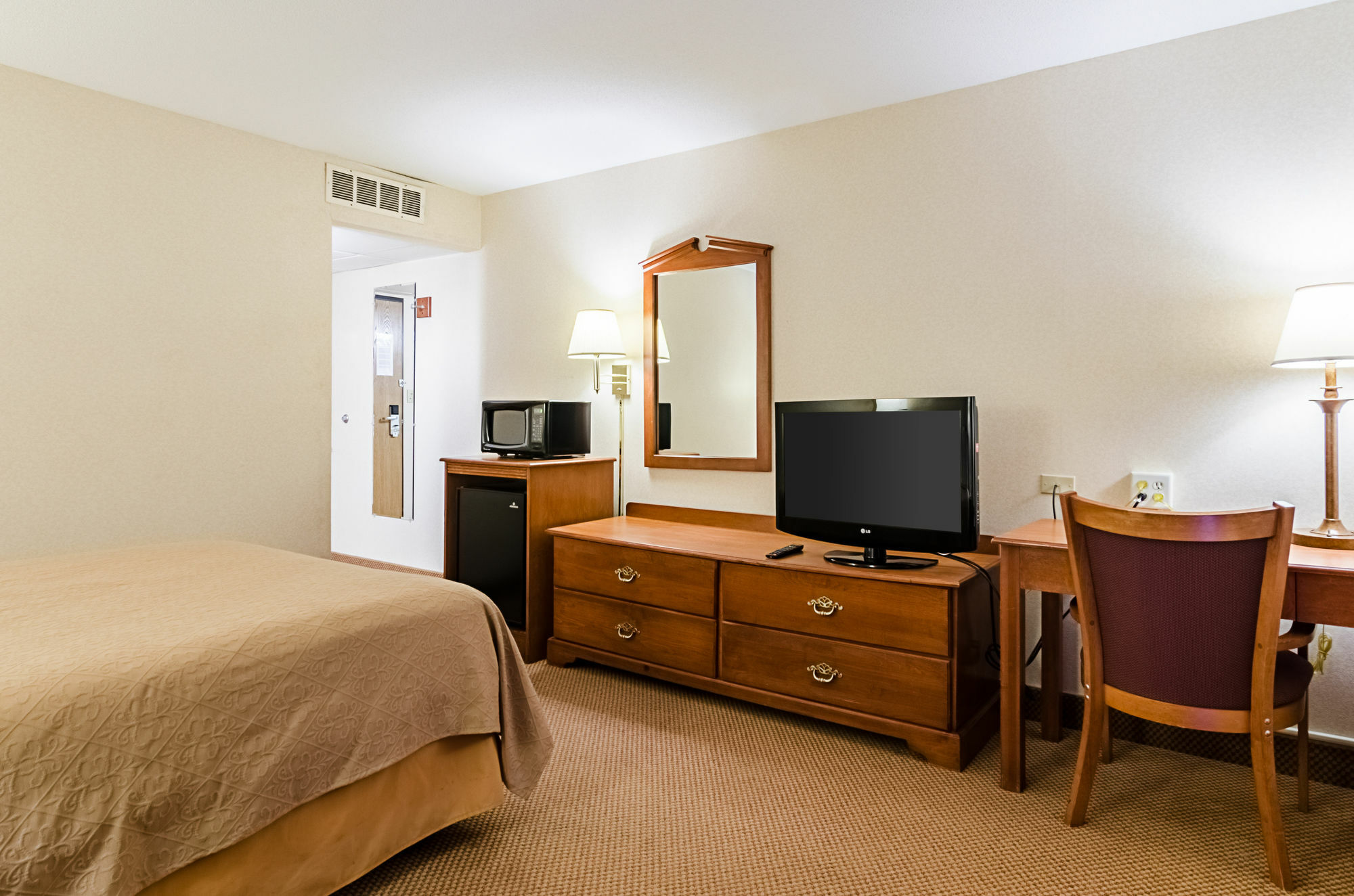 Hotel Super 8 By Wyndham Lawrence Ku Extérieur photo